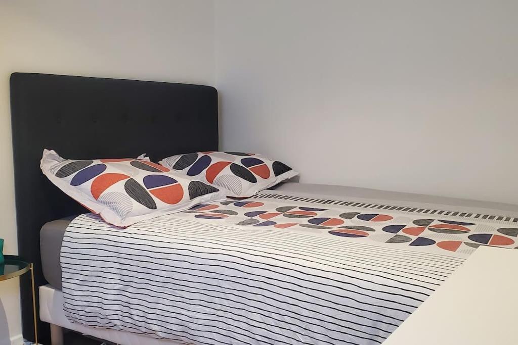 Tulsa Home - Superbe Appartement De Deux Chambres - Avec Terrasse Privee Osny Екстериор снимка